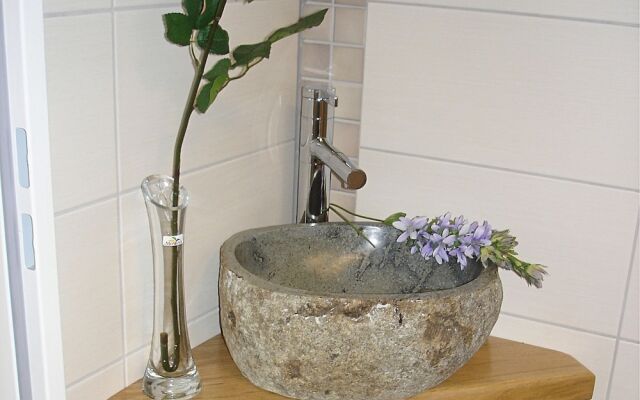 Bright Apartment in Medelon With Jacuzzi and Sauna