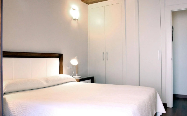 Laurel Suites