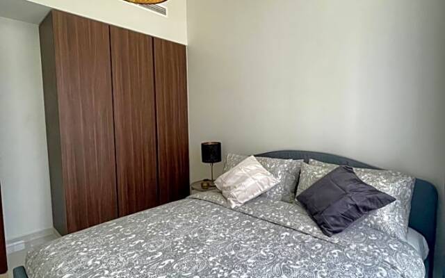 Reva Aparthotel next Burj Khalifa