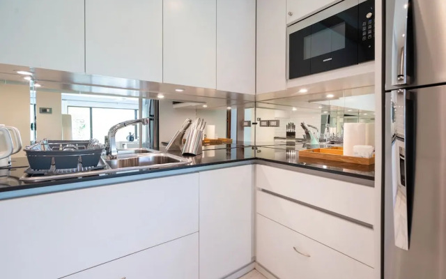 Laguna 2BR Apartment 2223 in Allamanda 2