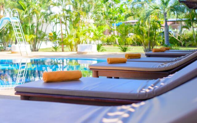 Rattana Pura Beach Resort