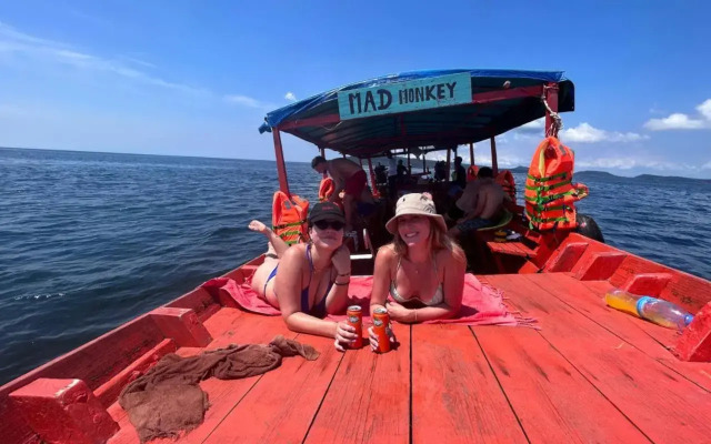 Mad Monkey Koh Rong