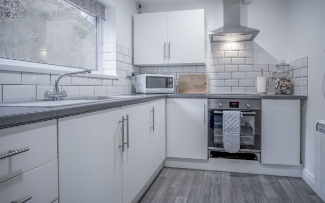 Pharmacy Court - 2 Bed - Saundersfoot