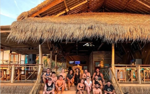 Mad Monkey Gili Trawangan - Hostel