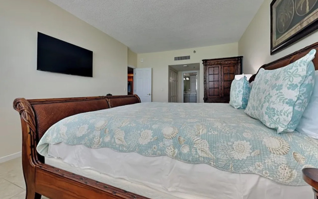 Reflections on the Gulf by VTrips II