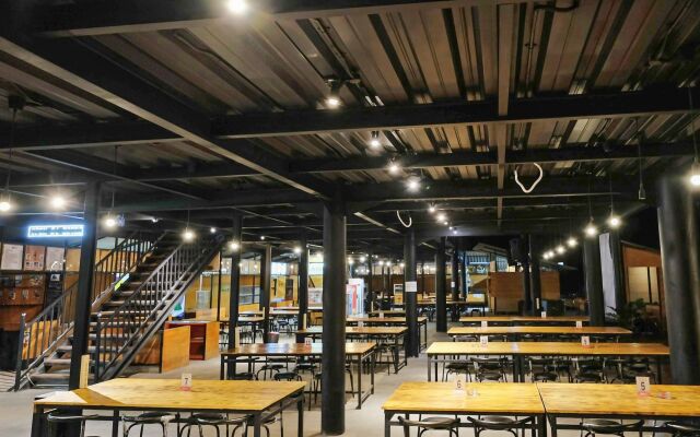ZEN Rooms B Walk Batu