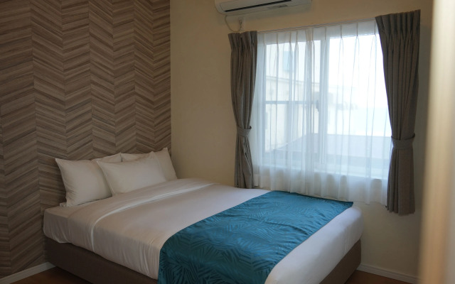 ALBAHOTELANDGLAMPING