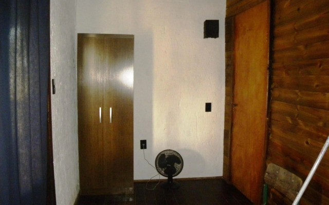 ICE POINT SURF HOUSES Praia do Rosa