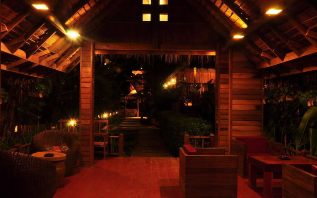 Vieng Tara Villa