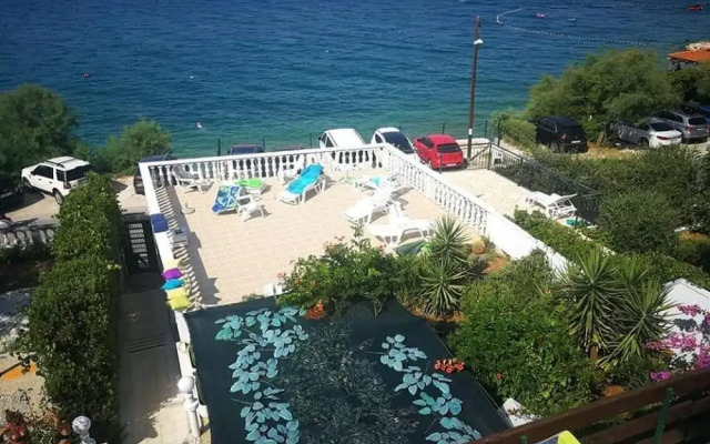 Ljube - by the sea - A1