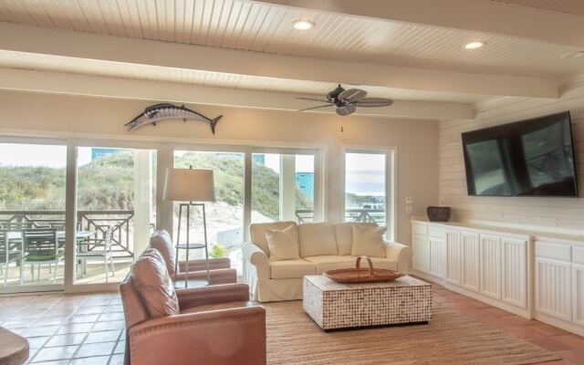 Salt and Horns - 4 Br Home