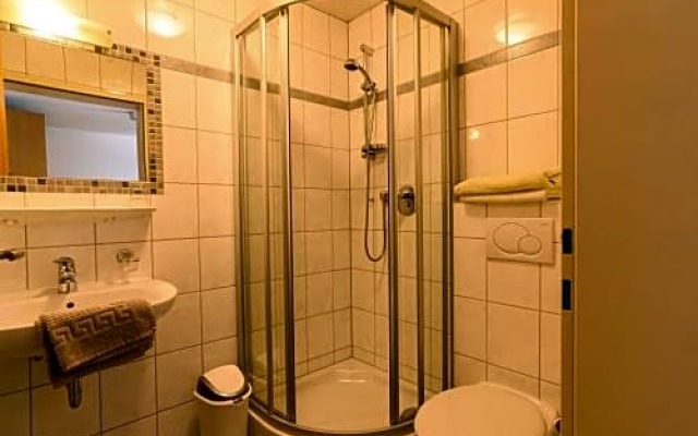 Familien und Jugendhotel Gstemmerblick