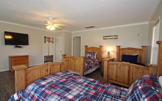 Hondo's River Haus - 4 Br Home