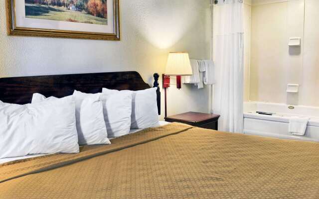 Quality Inn Thornburg