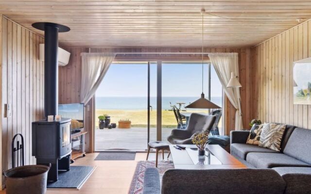 "Taimi" - 40m from the sea in Sealand