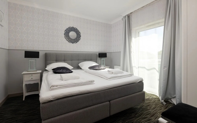 Apartments Five Seas by Renters