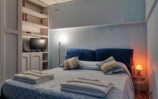 Luxury Apartment and Charm Sea View Isola Bella