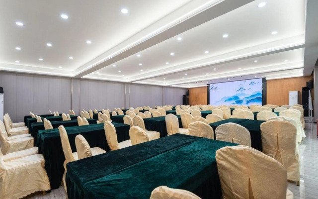 Shenzhen Flight One Hotel