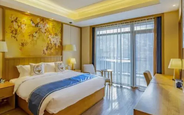 Arcadia International Hotel