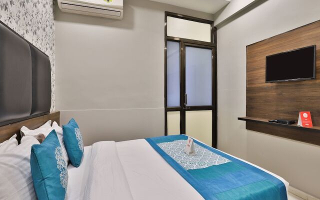 OYO 10501 Hotel Amber