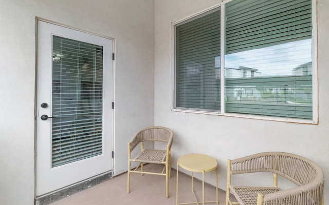 Casa Grande Furnished Apartments by Landing