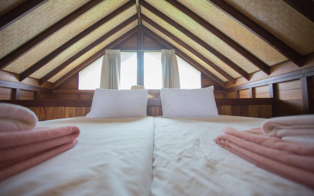 100 Islands Resort & Spa