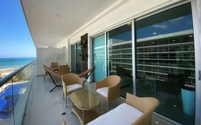 w Incredible 2BR w Unique View n AC