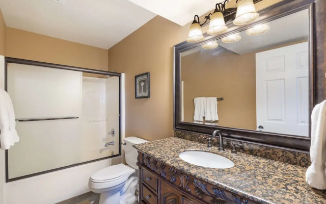 Branson Blessing Condo for 8!