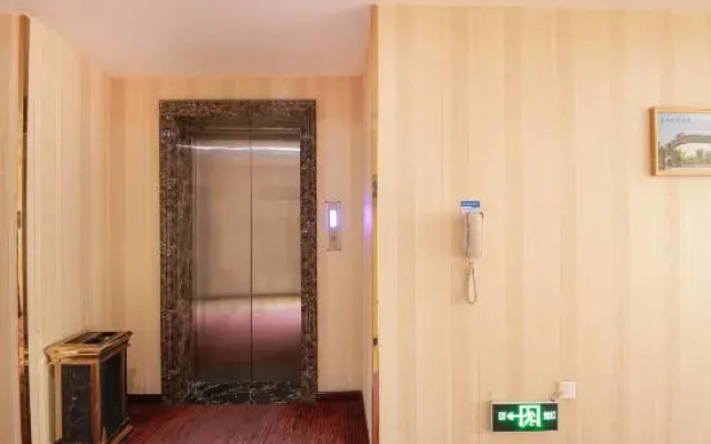 Jia He Business Hotel