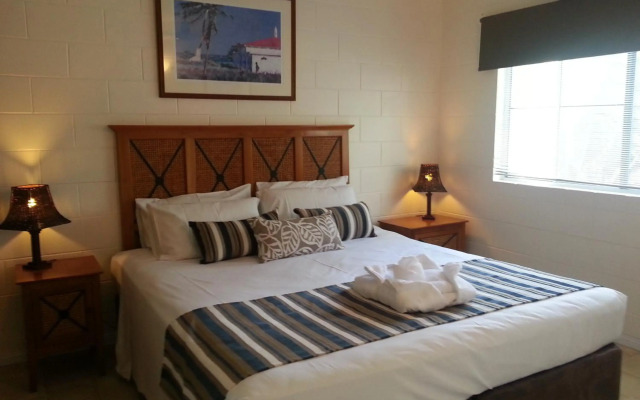 Clifton Sands Holiday Apartments