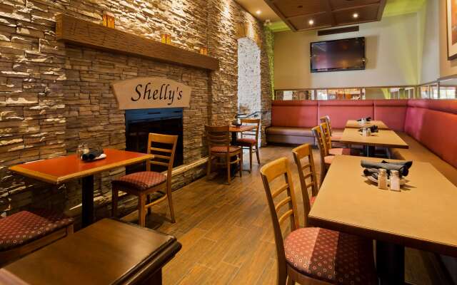 Best Western Plus Lamplighter Inn & Conference Centre