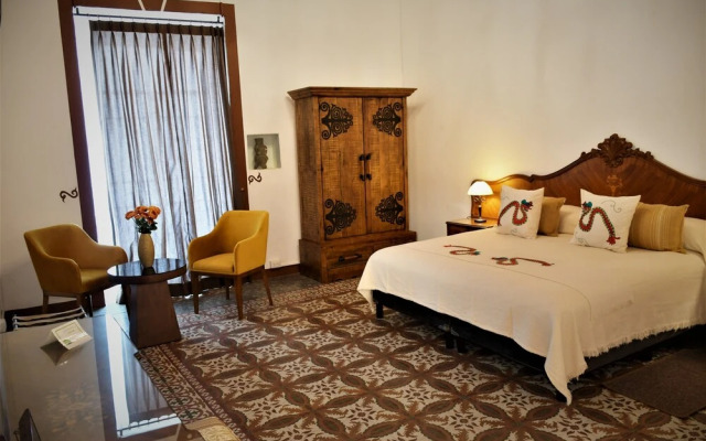 Quinta Alhóndiga Galindo Hotel Boutique