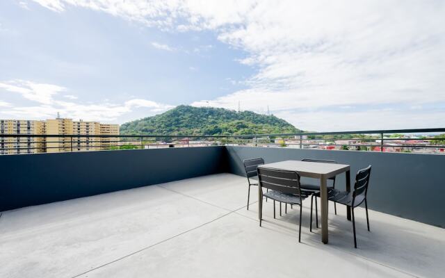 Casco View Apartments