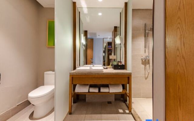 Yinchuan Macrolink Regent Hotel