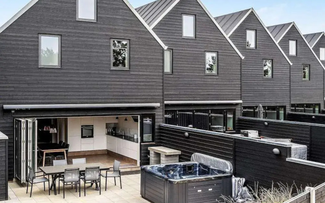 Seven-Bedroom Holiday home in Blåvand