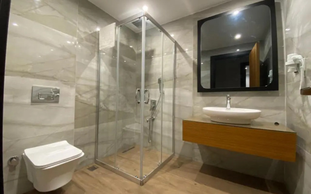 Akin Suit Otel