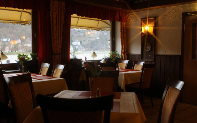 Pohl's Rheinhotel Adler