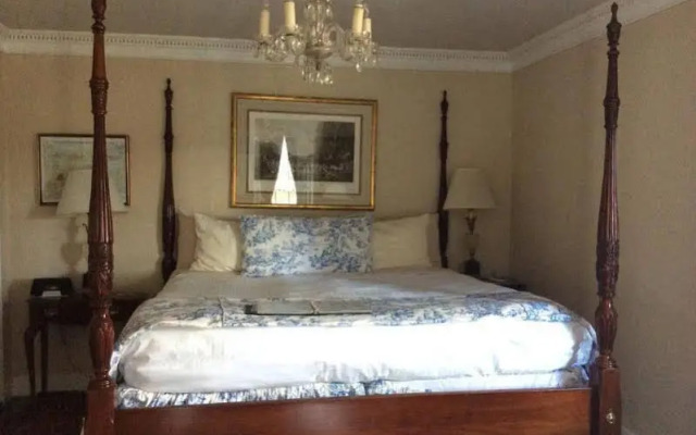 Samuel Durfee House B&B