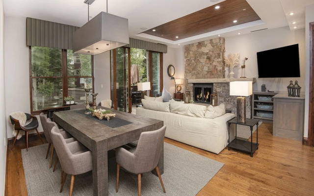 Cascade Village Condo