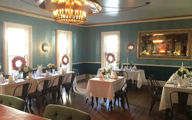 The Buxton Inn