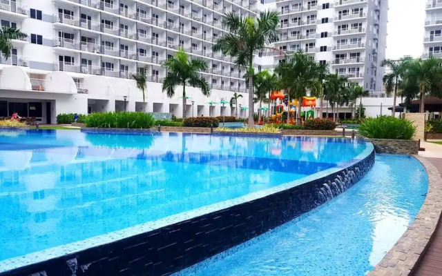 Urban Retreat at Shell Residences With Netflix 300mbps Wifi