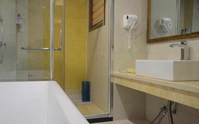 Vienna Hotel Nanyang People Road
