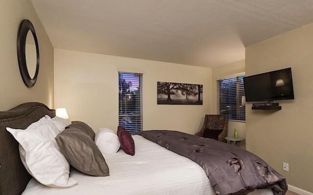 Parktopia By Signature Vacation Rentals