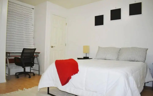 2BD 2BT Apt Near University