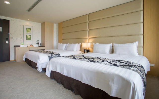 Tai Yi Red Maple Resort