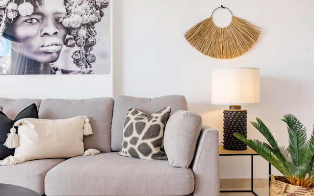 DJA- Modern 2 bedroom apartment close to beach