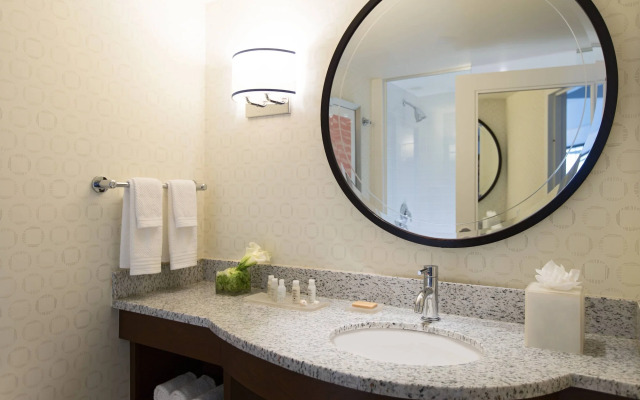 Renaissance® Boston Seaport District