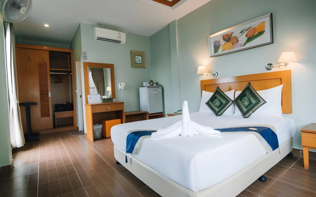 Chilli Hotel & Restaurant