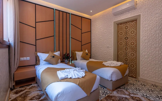 Yanis Guest House