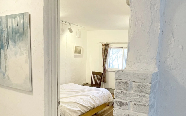 Gallery Hara & Guest House